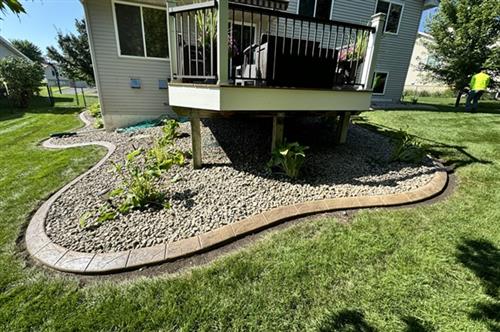 How Long Does Concrete Curbing Last in Minnesota’s Climate?